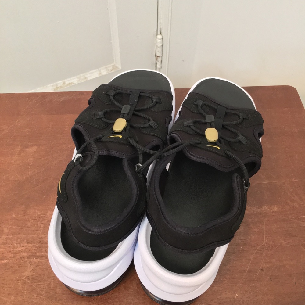 Nike Women’s Air Max Koko Black/White Sandal brand new without box size US10 - Picture 6 of 9